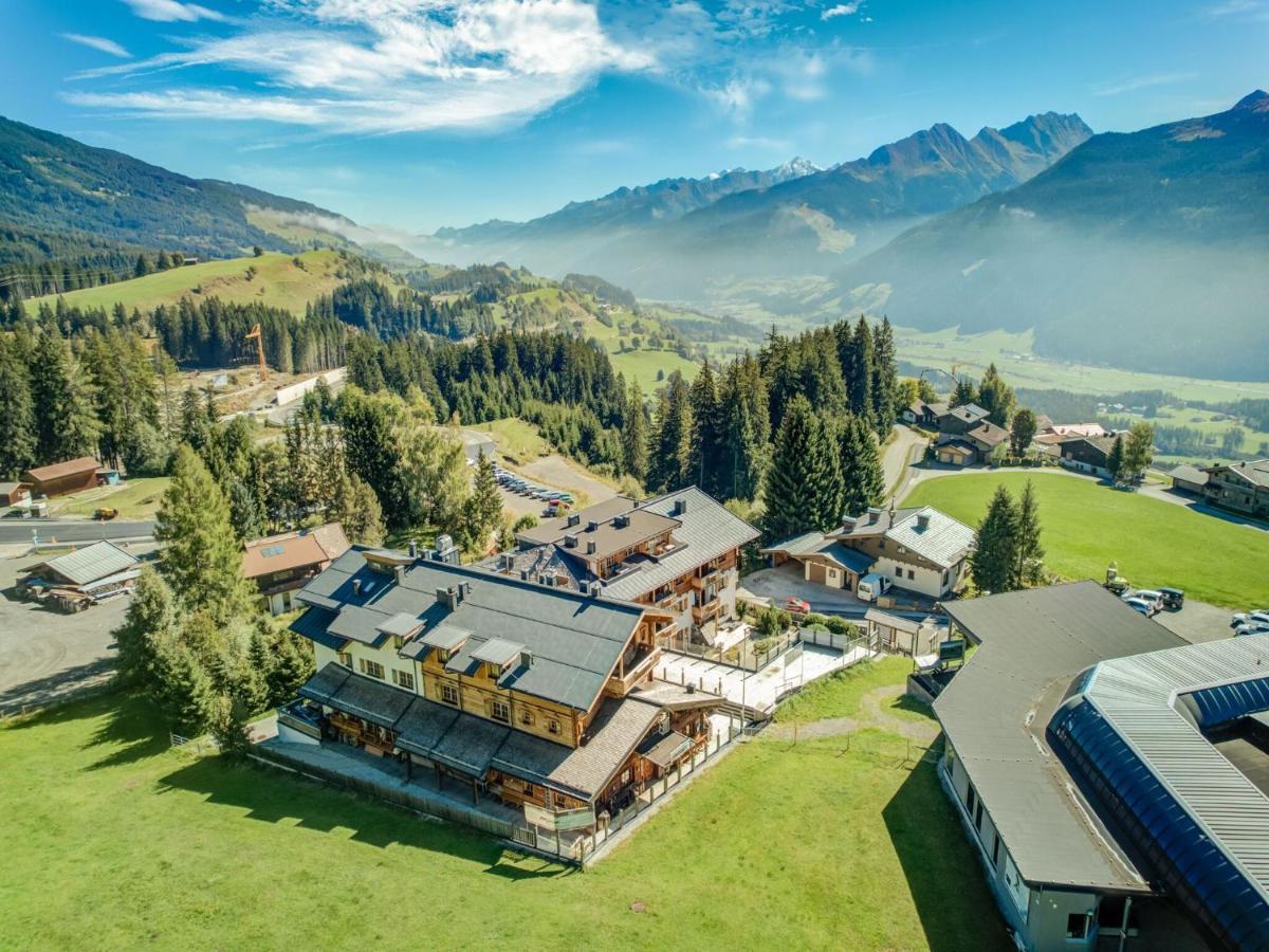 Dreany Apartment Right Next To The Cable Cars Hollersbach im Pinzgau Kültér fotó